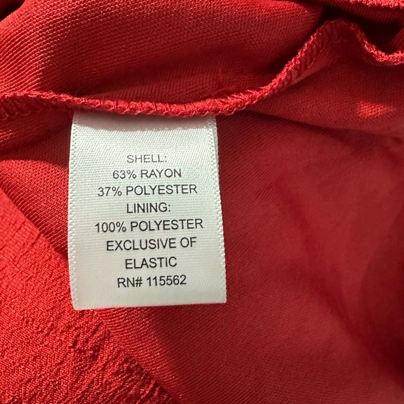 Disney Pirates Of The Caribbean Red Smoked Off Shoulder Dress Size XL - Picture 7 of 8